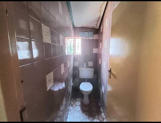 10 BEDROOM HOUSE FOR SALE IN LAUDIUM